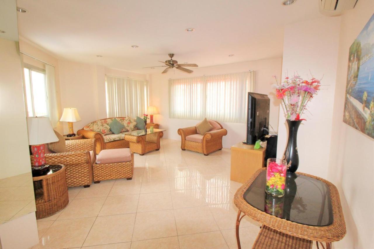 Butterfly Garden Boutique Residences: Luxury Oasis with Spacious Rooms Pattaya Exterior photo